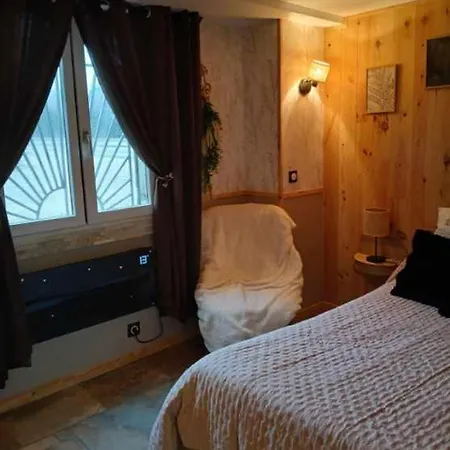 Les Quatres Saisons De Isa Apartment Dole